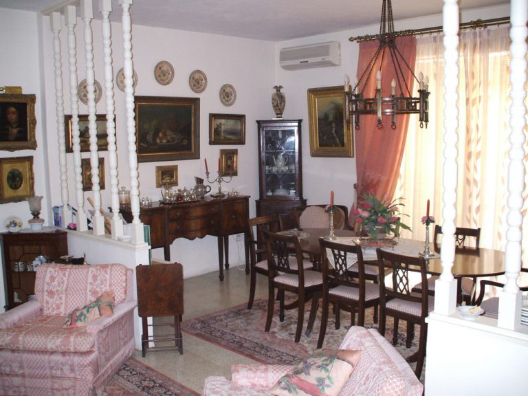 Homestay dining room Malta